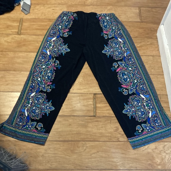 COPY - Used women’s plus size 2x pants - Picture 3 of 5